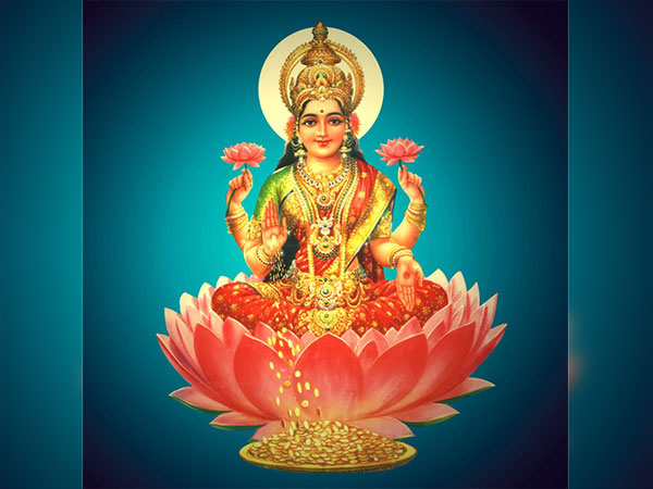 శ్రీ సూక్తం పఠించండి