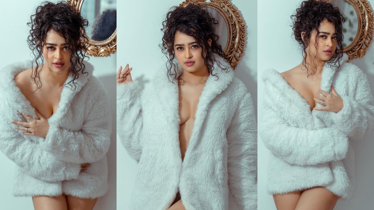 Apsara Rani అందంతో అల్లాడిస్తున్న అప్సర, దుస్తులు లేకుండానే