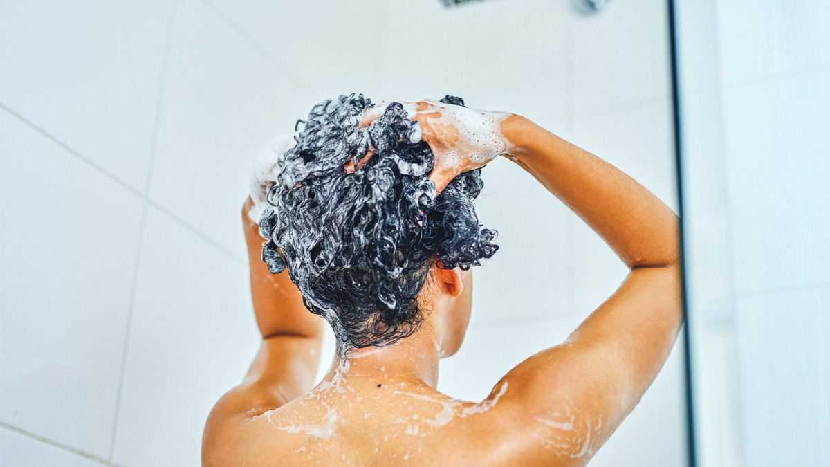 తలంటు స్నానం ఏరోజు ఎలాంటి ఫలితం వస్తుంది..? Auspicious Day To Wash