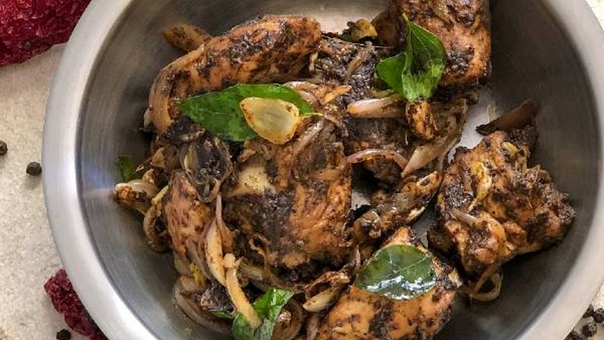 ఆంధ్రా రుచులు స్పైసీ అండ్ టేస్టీ పెప్పర్ చికెన్ Andhra Ruchulu